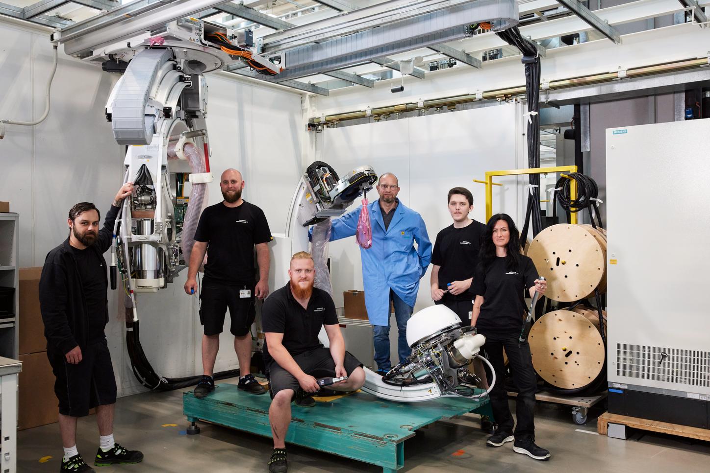 Marcus Pfister visits a production team assembling an ARTIS icono in Forchheim, Germany.